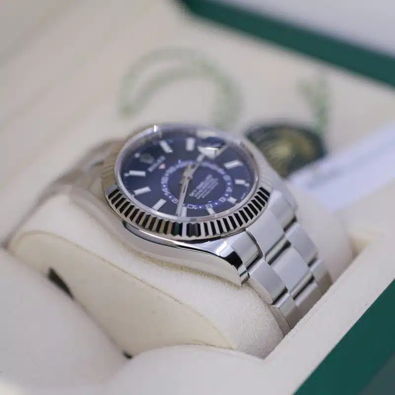 Rolex-326934-blue-oyster-unworn-2