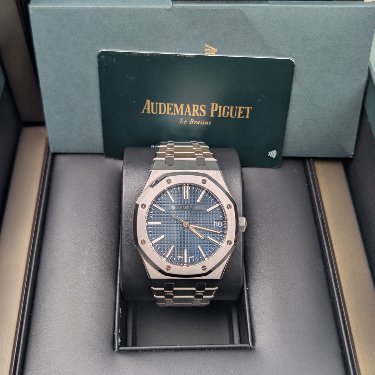 Audemars Piguet 15510ST.OO.1320ST.06 Royal Oak Blue Dial Stainless Steel Bracelet - Image 8