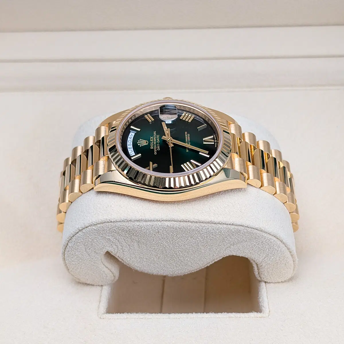 Rolex Day Date 228238-0069 Green ombré Dial Yellow Gold President 40mm - Image 4